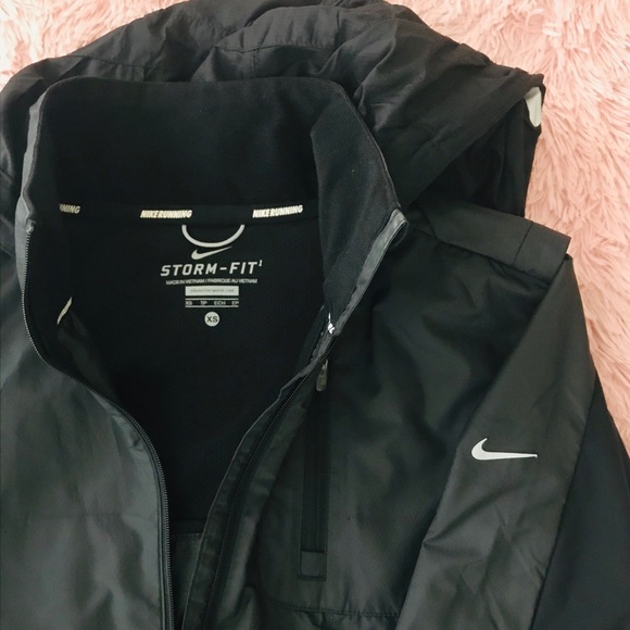 Nike Jackets & Blazers - Nike